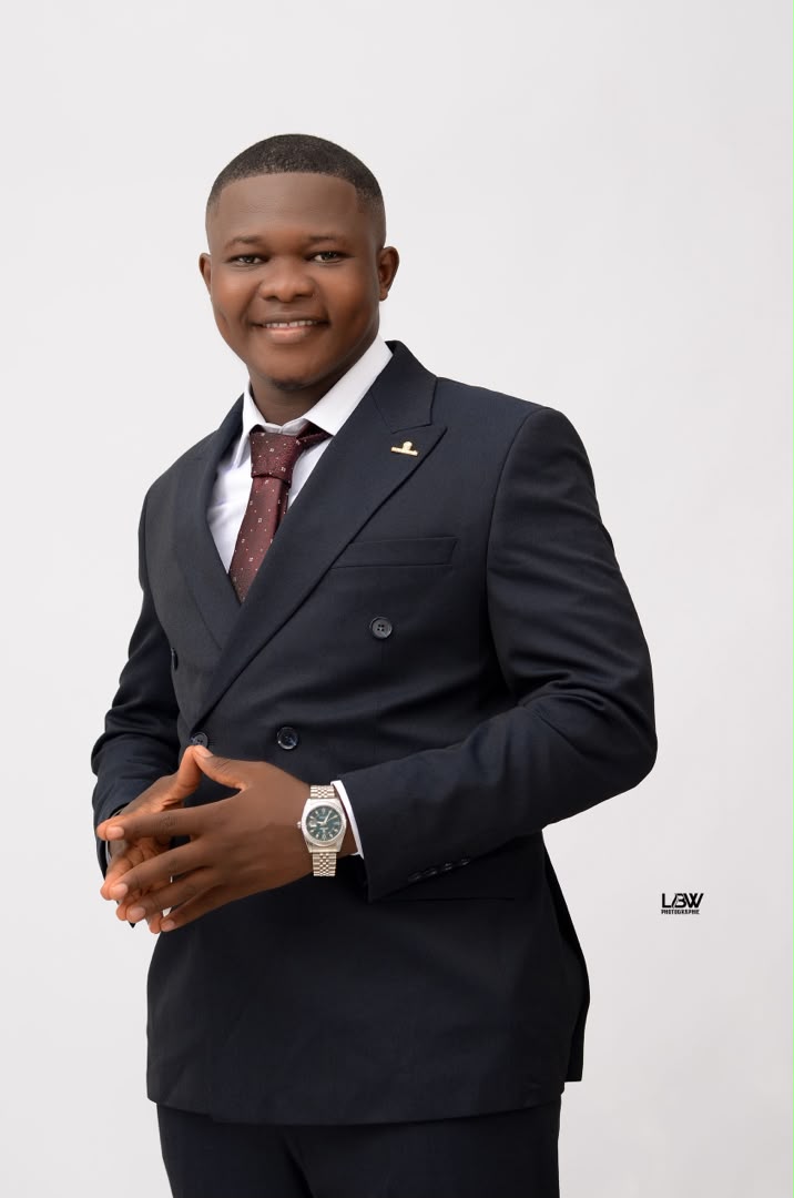 M. Doumbouya, fondateur de Doumbouya Travel Services